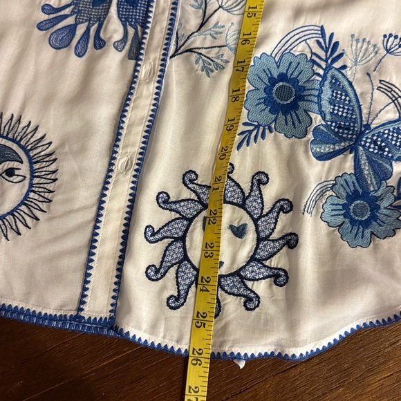 Johnny Was White Shirt with Blue Embroidery - Picture 15 of 15